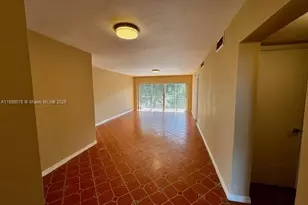 1450 NE 191st St, Miami, FL 33179 - Photo 3