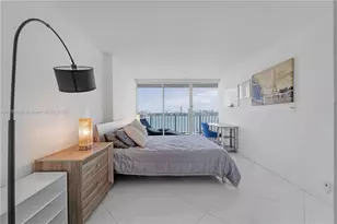 7601 E Treasure Dr, North Bay Village, FL 33141 - Photo 19