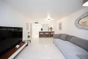 10875 SW 112th Ave, Miami, FL 33176 - Photo 7