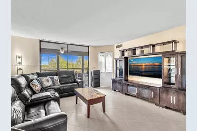 1400 Sheridan St #24J, Hollywood, FL 33020 - Photo 3