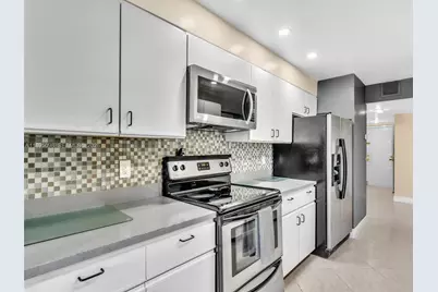 1400 Sheridan St #24J, Hollywood, FL 33020 - Photo 5
