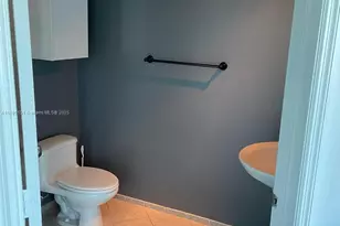 60 SW 13th St, Miami, FL 33130 - Photo 13