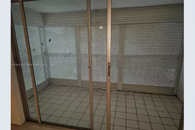 1201 Hillcrest Ct #302, Hollywood, FL 33021 - Photo 17