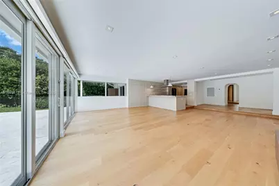 5244 Alton Rd, Miami Beach, FL 33140 - Photo 7