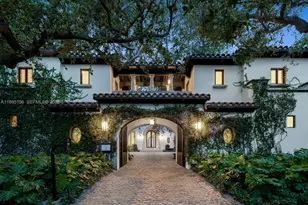 5300 N Bay Rd, Miami Beach, FL 33140 - Photo 1