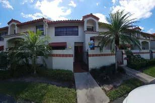 203 Liberty Ct, Deerfield Beach, FL 33442 - Photo 1