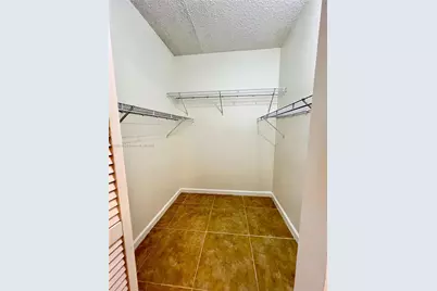 340 Pine Ridge Cir #D-1, Greenacres, FL 33463 - Photo 15