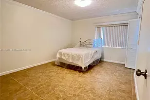 340 Pine Ridge Cir, Greenacres, FL 33463 - Photo 19