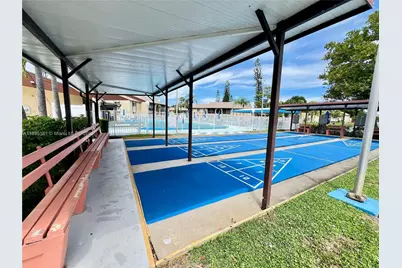 340 Pine Ridge Cir #D-1, Greenacres, FL 33463 - Photo 21