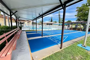 340 Pine Ridge Cir, Greenacres, FL 33463 - Photo 21