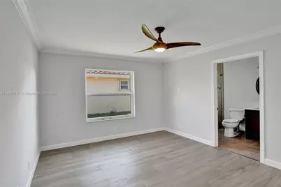 2715 Edgewater Ct, Weston, FL 33332 - Photo 33