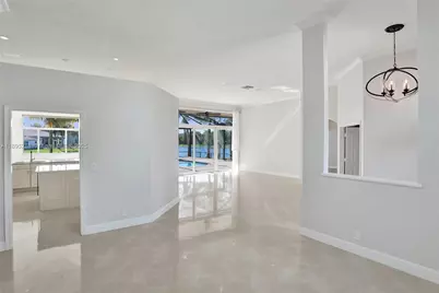 2715 Edgewater Ct, Weston, FL 33332 - Photo 19