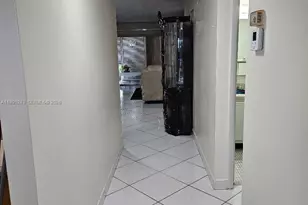 8105 NW 61st St, Tamarac, FL 33321 - Photo 5