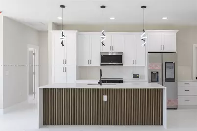 218 Irving, Lehigh Acres, FL 33936 - Photo 7