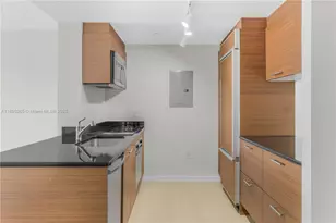 50 Biscayne Blvd, Miami, FL 33132 - Photo 3