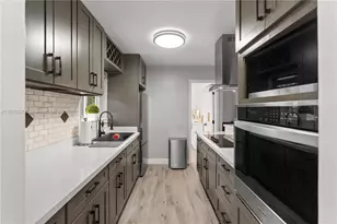 6791 SW 10th Ct, Pembroke Pines, FL 33023 - Photo 11