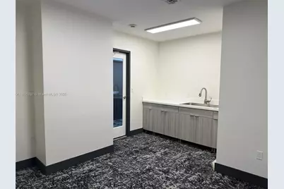 299 Alhambra Cir #510, Coral Gables, FL 33134 - Photo 9