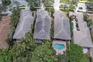 2468 Bay Isle Ct, Weston, FL 33327 - Photo 19