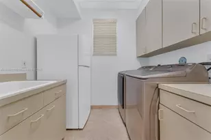 2468 Bay Isle Ct, Weston, FL 33327 - Photo 47