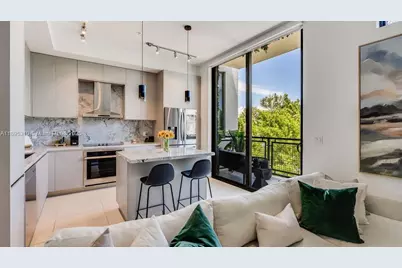 1030 15th St #201, Miami Beach, FL 33139 - Photo 5