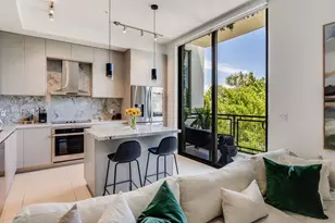 1030 15th St, Miami Beach, FL 33139 - Photo 5