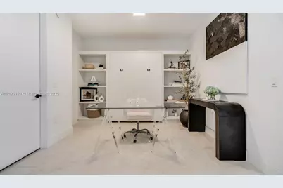 1030 15th St #201, Miami Beach, FL 33139 - Photo 23