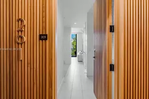 1030 15th St, Miami Beach, FL 33139 - Photo 29