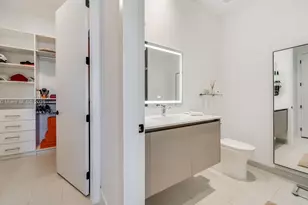 1030 15th St, Miami Beach, FL 33139 - Photo 17