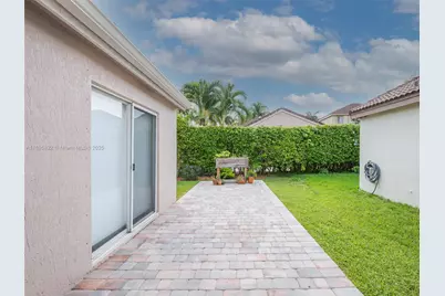 1524 Canary Island Dr #1524, Weston, FL 33327 - Photo 21