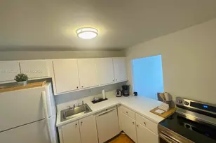 800 Parkview Dr, Hallandale Beach, FL 33009 - Photo 5