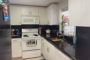 3750 NE 169th St, North Miami Beach, FL 33160 - Photo 5