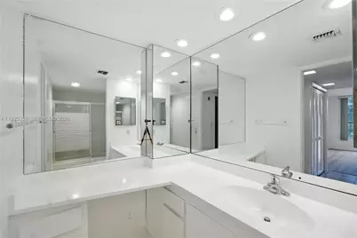 3850 Oaks Clubhouse Dr #307, Pompano Beach, FL 33069 - Photo 19