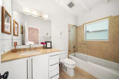 3610 Avocado Ave, Miami, FL 33133 - Photo 29