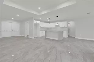 1006 Asther St E, Lehigh Acres, FL 33974 - Photo 7