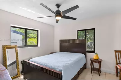12037 NW 8th Ave, North Miami, FL 33168 - Photo 11