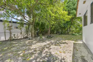 12037 NW 8th Ave, North Miami, FL 33168 - Photo 15