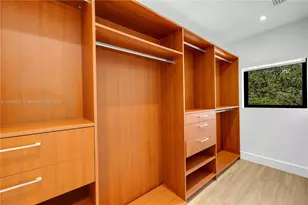 1132 NE 101st St, Miami Shores, FL 33138 - Photo 17