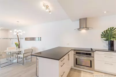 3 Island Ave #09D, Miami Beach, FL 33139 - Photo 11