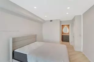 3370 Hidden Bay Dr, Aventura, FL 33180 - Photo 17