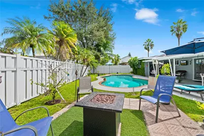 11741 NW 43rd Pl, Sunrise, FL 33323 - Photo 25