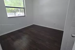 9808 Hammocks Blvd, Miami, FL 33196 - Photo 23
