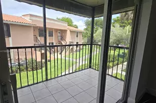 9808 Hammocks Blvd, Miami, FL 33196 - Photo 5