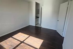 9808 Hammocks Blvd, Miami, FL 33196 - Photo 15