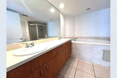 5600 Collins Ave #4E, Miami Beach, FL 33140 - Photo 15