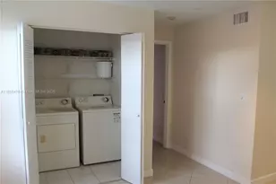 2926 S University Dr, Davie, FL 33328 - Photo 19