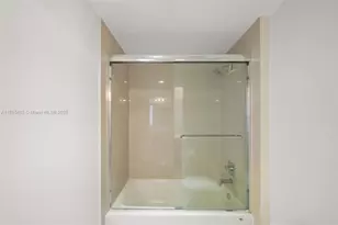 600 NE 27th St, Miami, FL 33137 - Photo 23