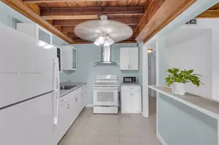 1585 NE 139th St, North Miami, FL 33161 - Photo 11