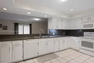 14807 SW 140th Ct, Miami, FL 33186 - Photo 9