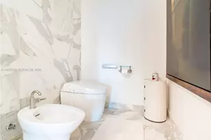 2627 S Bayshore Dr, Miami, FL 33133 - Photo 17