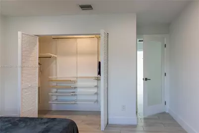 1080 NE 104th St, Miami Shores, FL 33138 - Photo 13